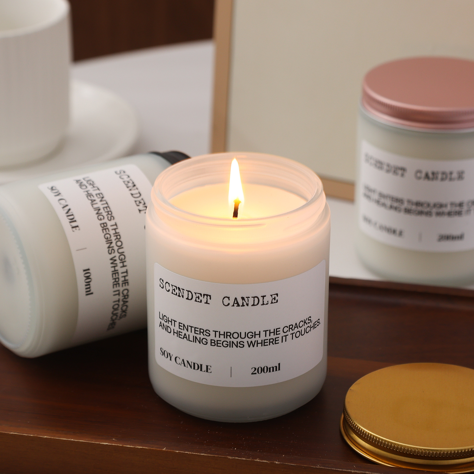 O1CN01OH2exY1V0GxQ5Bmsz_!!2222318122590-0-cib Wholesale Aromatherapy Candle Premium Gift Box Glass Handmade Soy Wax Smokeless Creative Aromatherapy Candle Companion Gift - Image 1