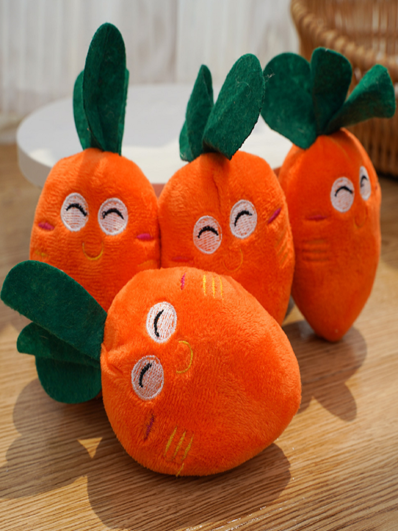 ScreenShot_2026-08-17_161039_220 Pet plush toy, in the shape of a carrot, capable of making sounds, suitable for cats and dogs - Image 1