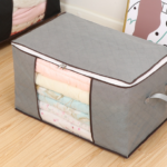 Dust-proof and moisture-proof storage bag, made of non-woven fabric, suitable for storing quilts and clothes. Easy to use.